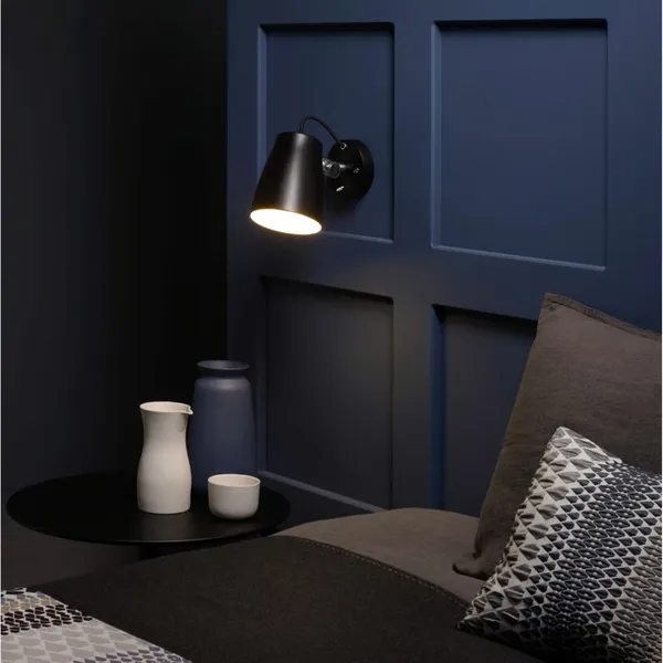 Kinkiet Atelier w Czarny