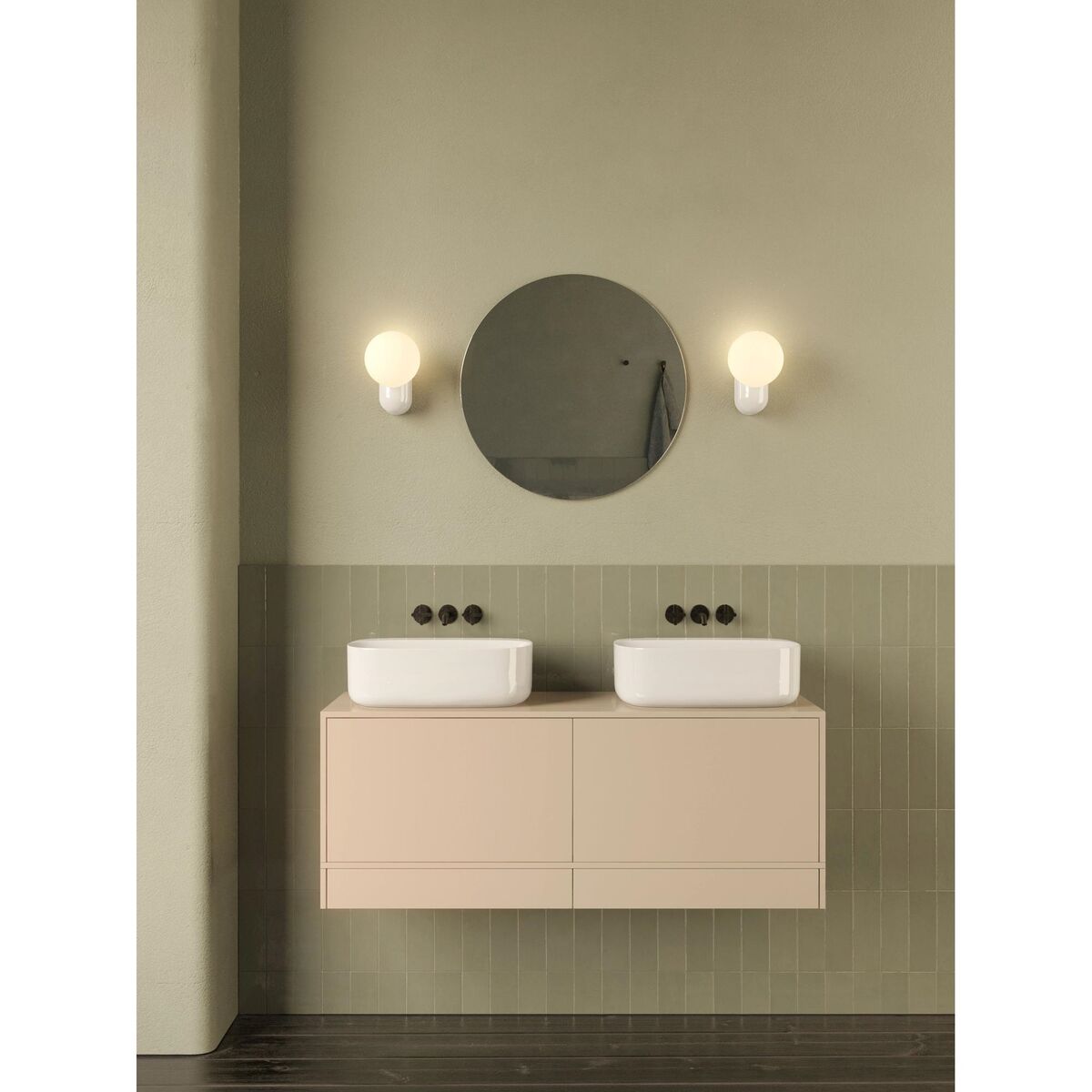 Lyra Single Wall Lamp Gloss Glaze White