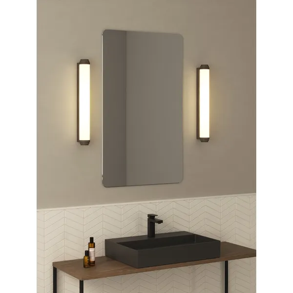 Burlington 600 Phase Wandlamp Brons