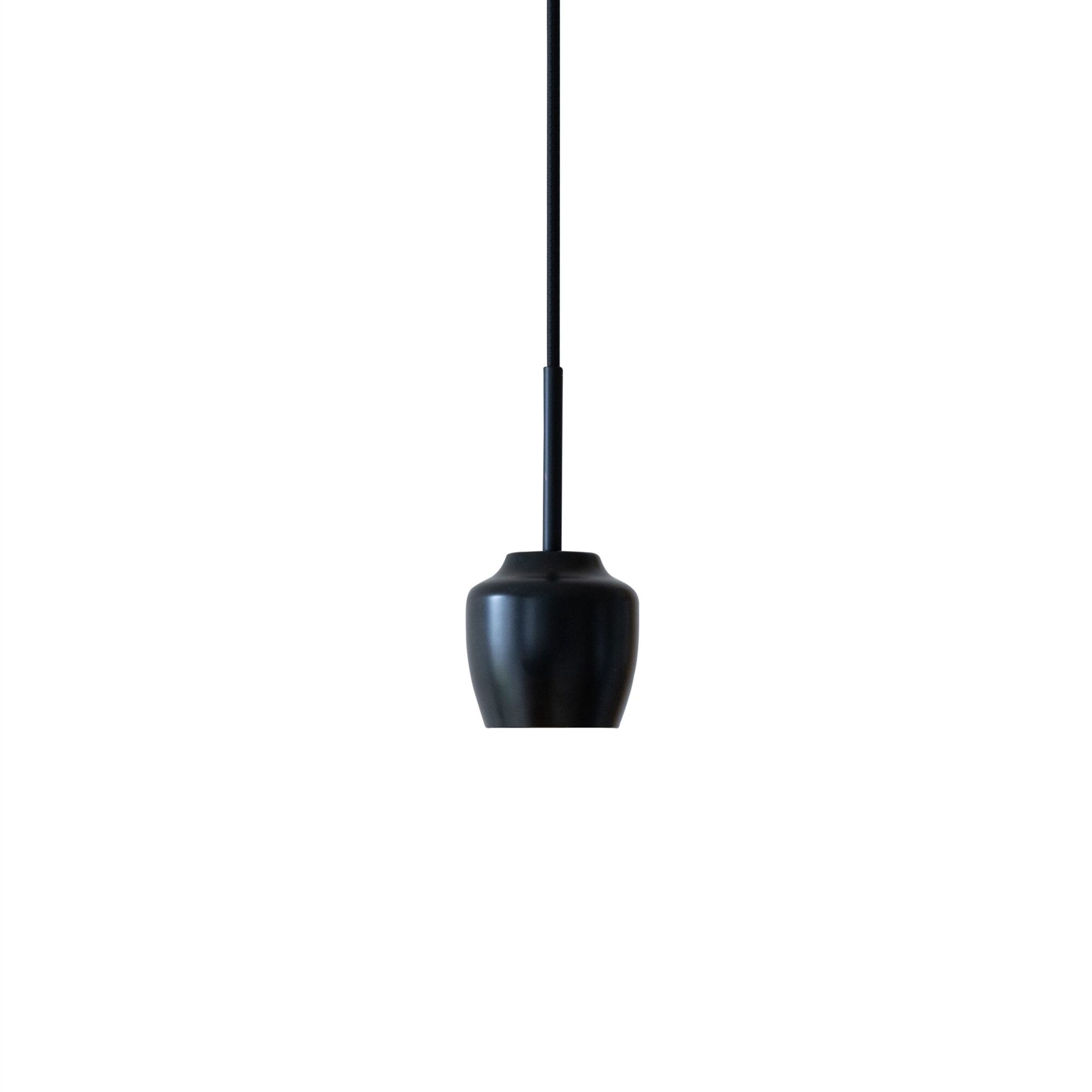 Nola Taklampa Svart