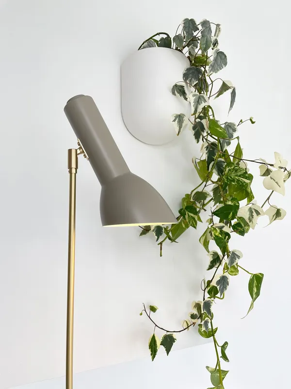 Oblique Floor Lamp Petrol/Brass