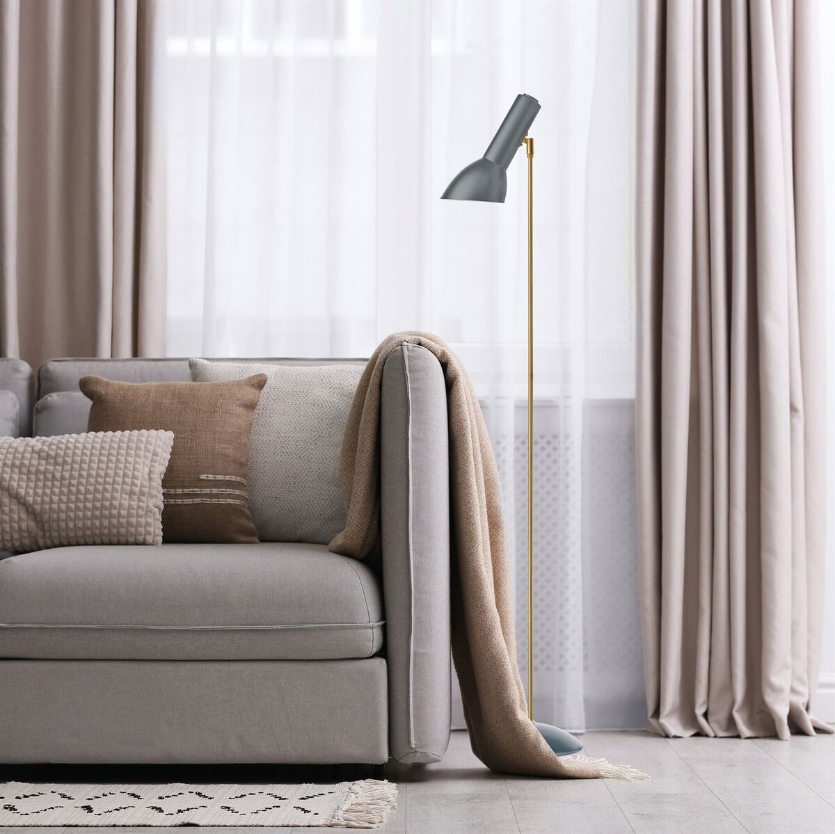 Oblique Floor Lamp Olive Green/Brass