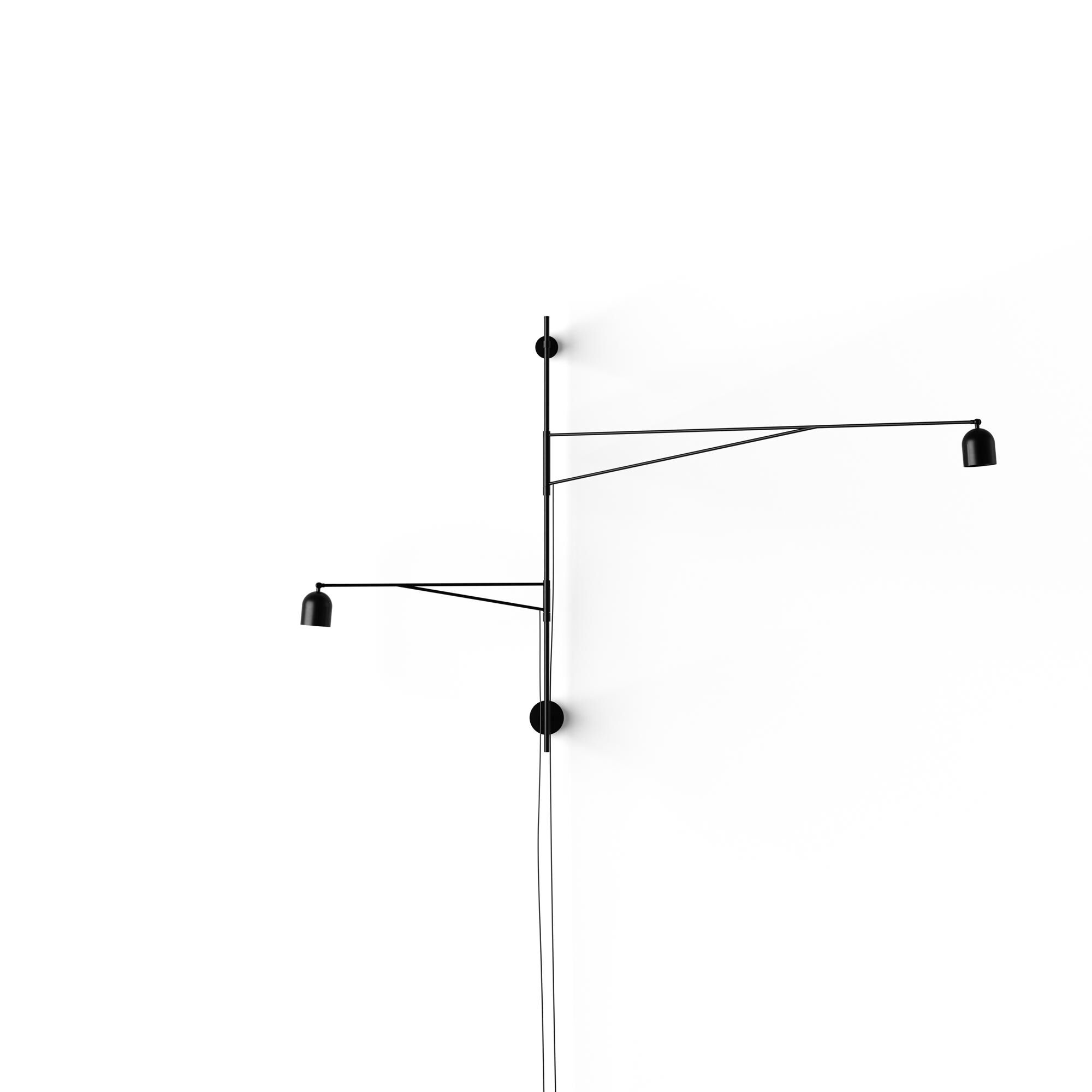 Character Awkward Light Kort och L&aring;ng V&auml;gglampa Svart