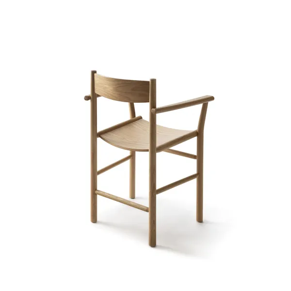 Linea Collection Akademia Dining Chair w. Armrests Lacquered Oak