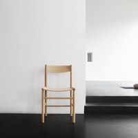Linea Collection Akademia Esstischstuhl Lackierte Eiche/Elmosoft 33004 Leder