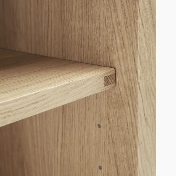 Arkitecture Hoge Open Kast Geolied Eiken