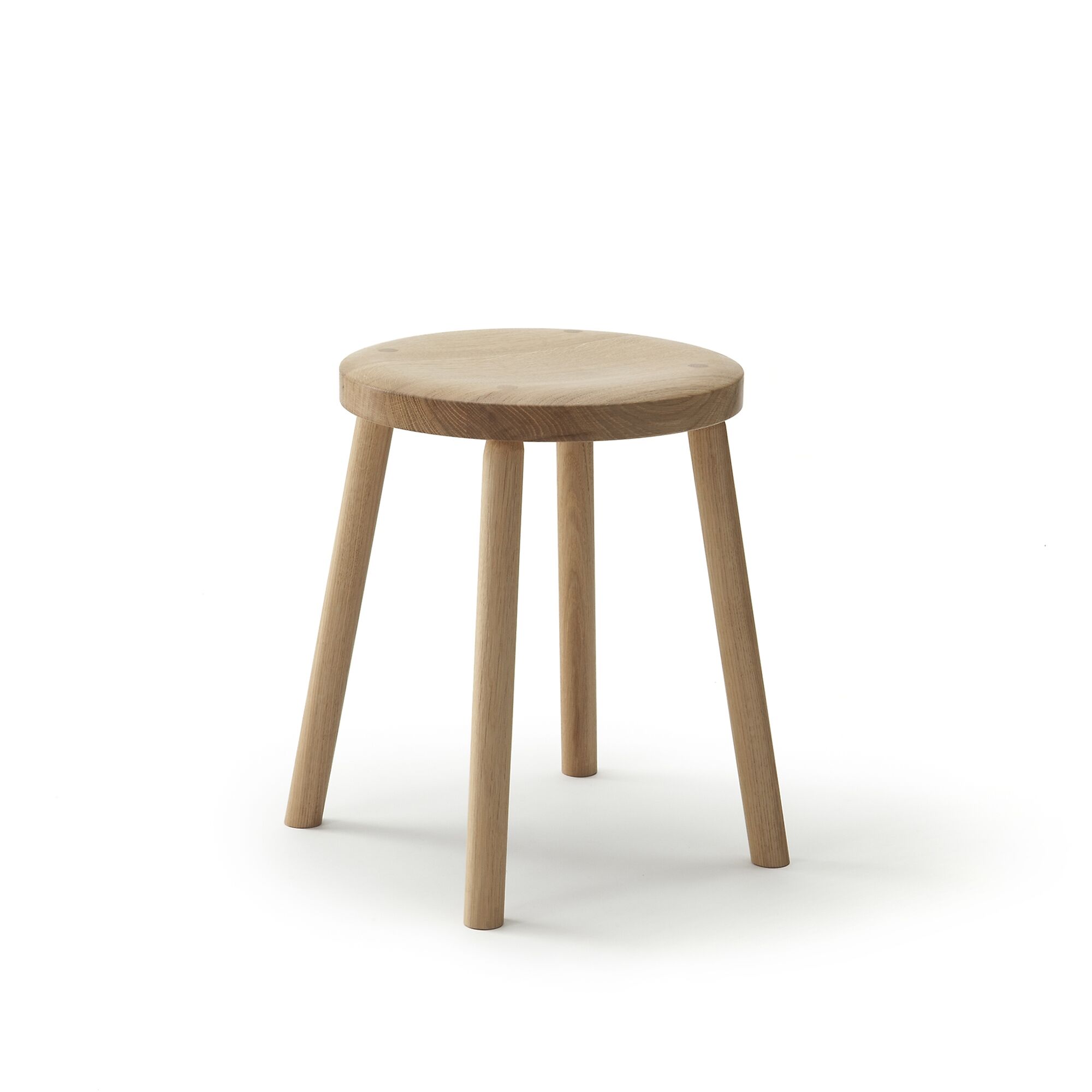 Storia Skammel Olieret Egetr 45 cm