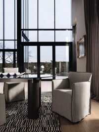 Ghost 25 Dining Chair with Armrests Lino Bianco