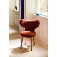 Wng Dining Chair Sheepskin Sahara Oak