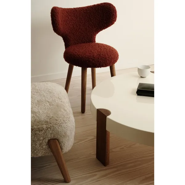 Wng Dining Chair Sheepskin Sahara Oak