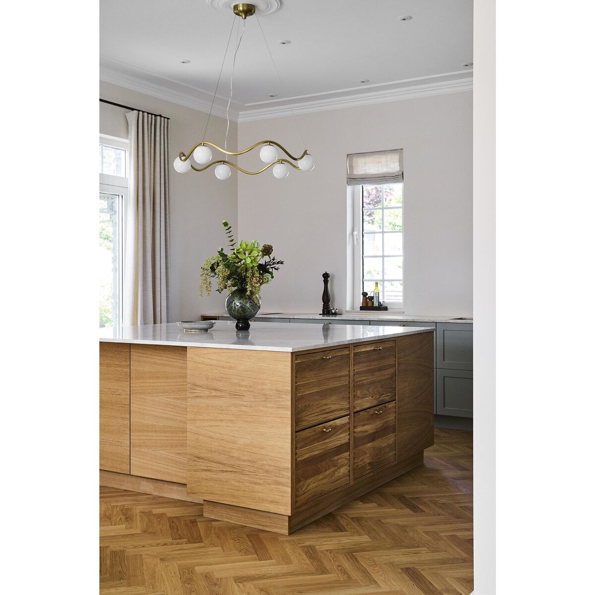 Decor Elämänpiiri-riippuvalaisin Ø91 kirkas johto Ø11 palloa