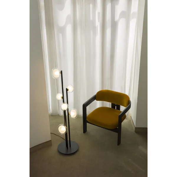 Nabila 552.66 Gulvlampe Mat Sort/Børstet Messing med Klar Glas