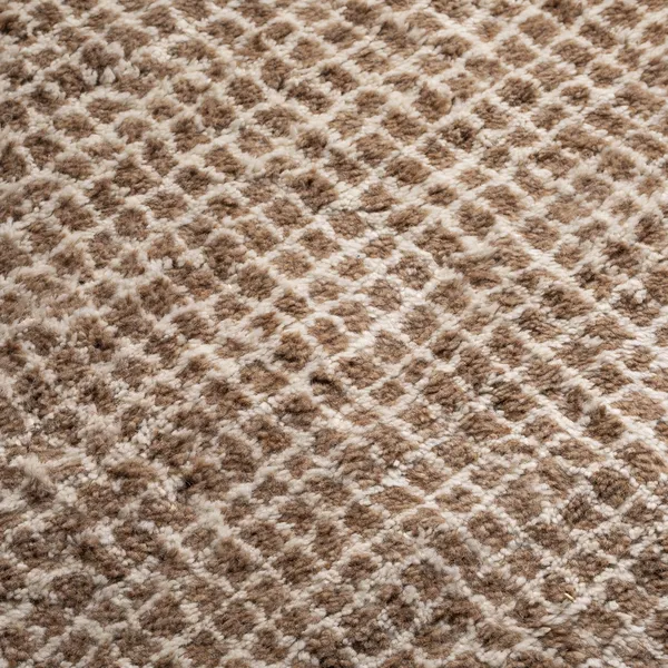 Grid Hand-knotted Wool Carpet 140 x 200 cm White/ Camel