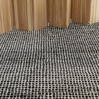 Grid Hand-knotted Wool Carpet 140 x 200 cm White/ Black