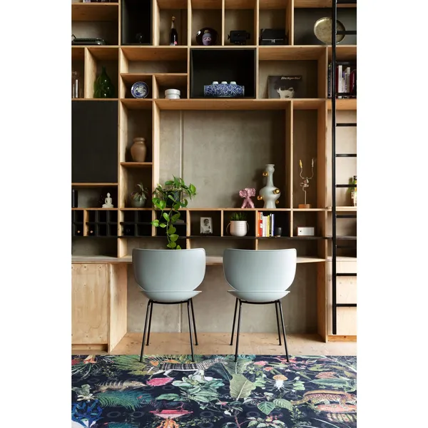 Moooi Hana Dining Chair Oyster White/Black Stackable