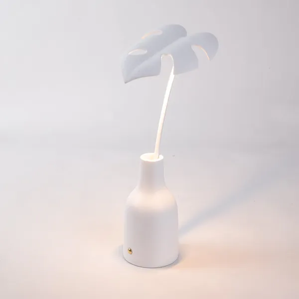 Leaf 1 Table Lamp White