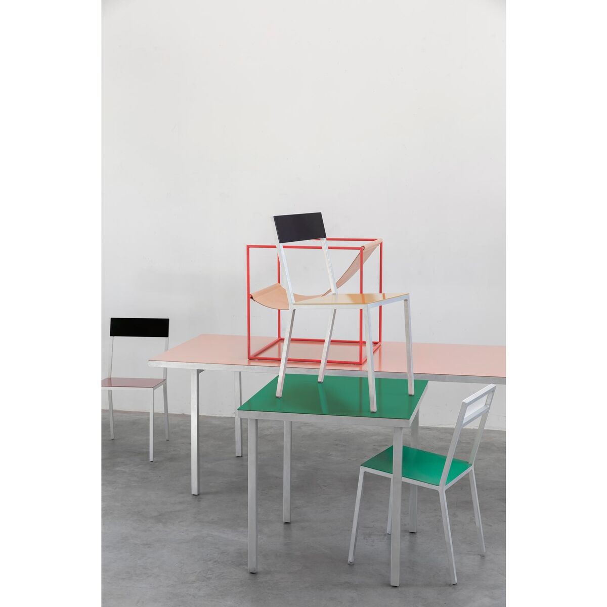 Alu Eettafel 240x85 cm Roze