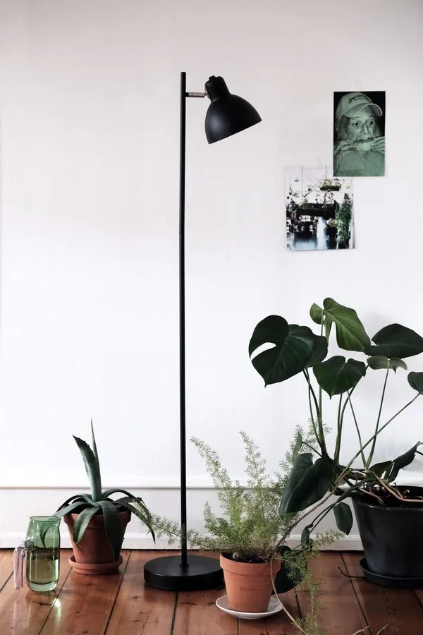 Skagen 1 Floor Lamp White