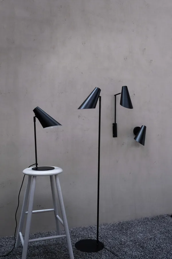 Cale Wall Lamp Black