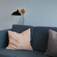 Futura Væglampe Mat Sort/Guld/Messing
