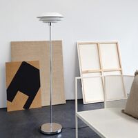 DL31 Stehlampe Weiß