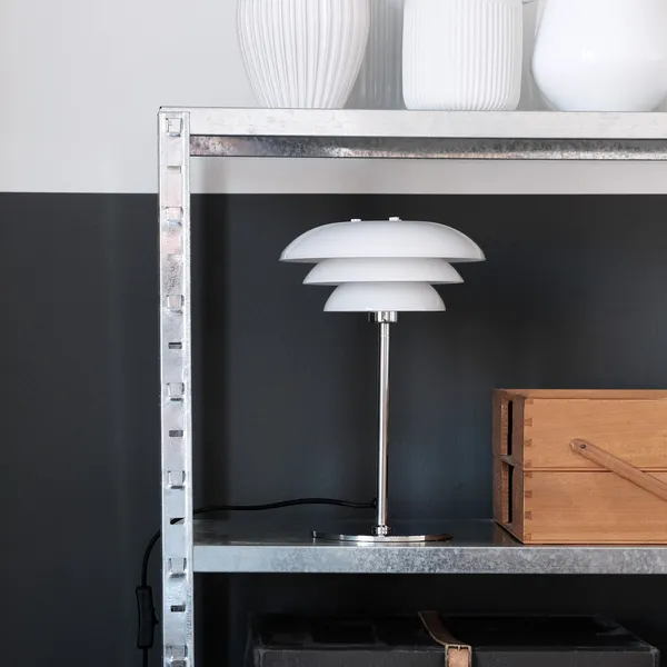 DL20 Table Lamp Opal