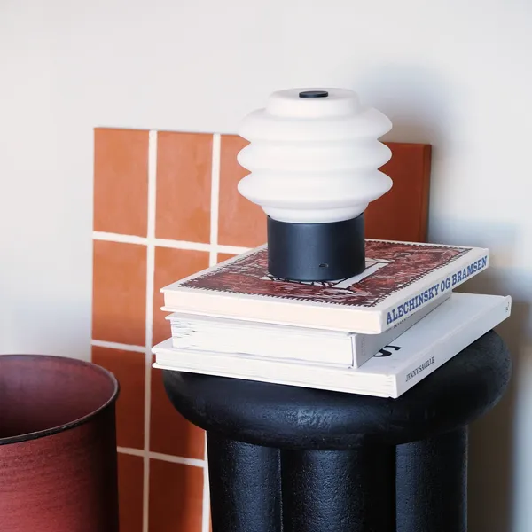 Diva Bordlampe Sort