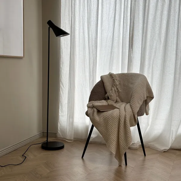 DL12 Gulvlampe Krom