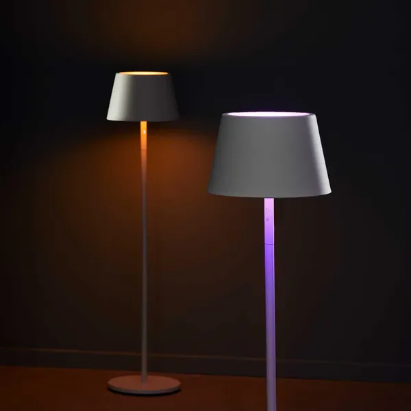 Modi Stehlampe Weiß