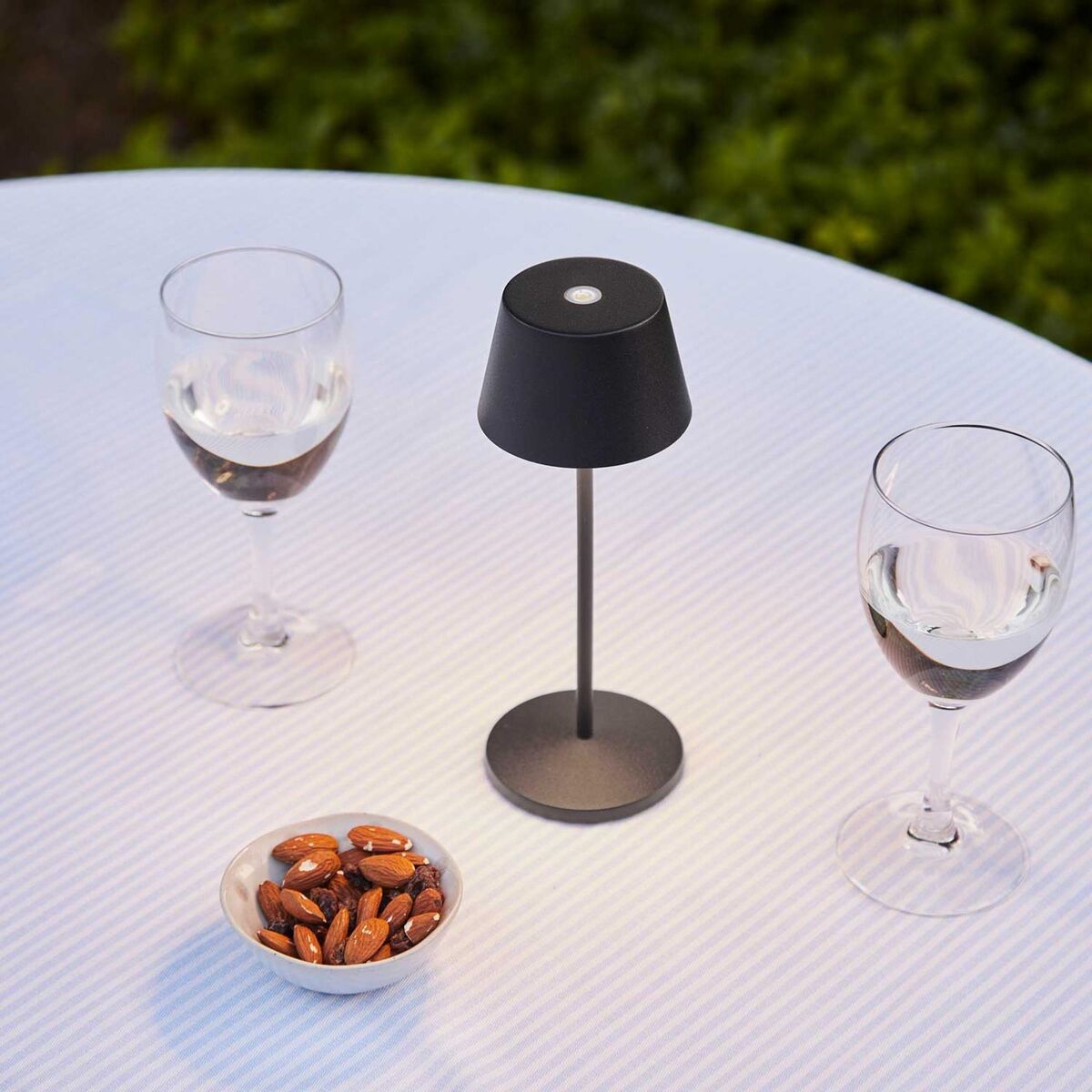 Modi Micro Tragbare Lampe Schwarz