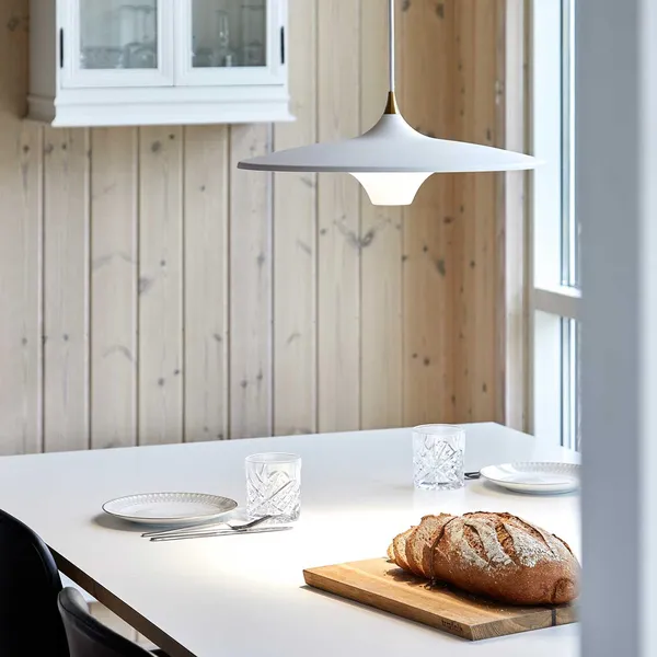 Moja 42 Pendant White
