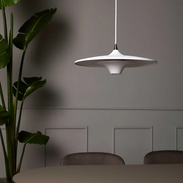 Moja 42 Pendant White