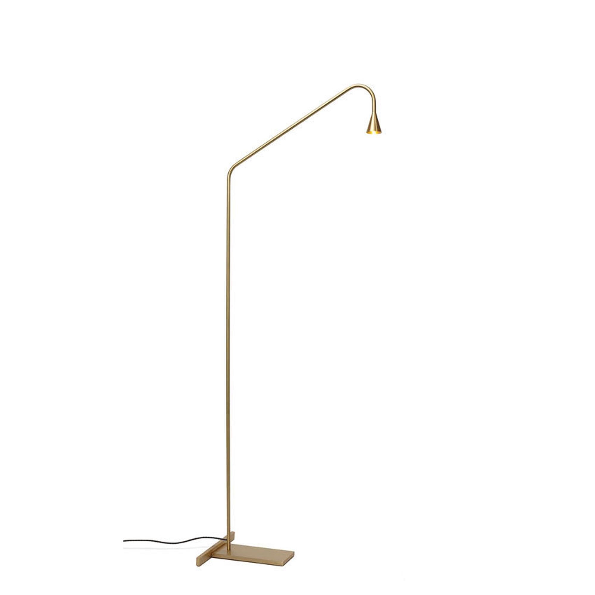 Trizo 21 Austere Golvlampa M&auml;ssing