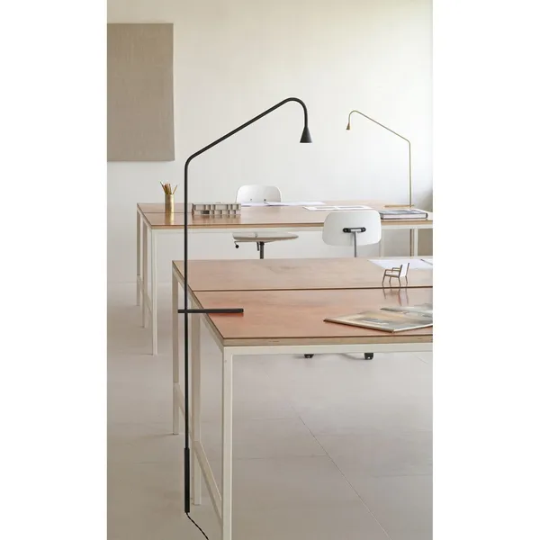 Trizo 21 Austere Tafellamp Gunmetal