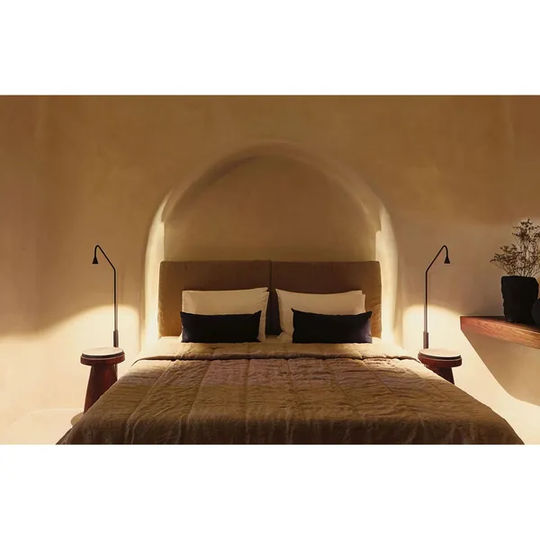Trizo 21 Austere Wall Lamp Black
