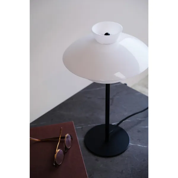 Valby3 Table Lamp Opal