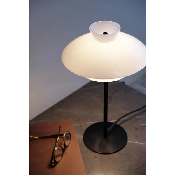 Valby3 Table Lamp Opal