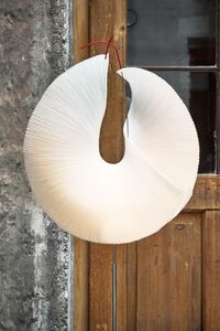 Yoruba Rose Stehlampe Weiß