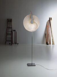 Yoruba Rose Stehlampe Weiß