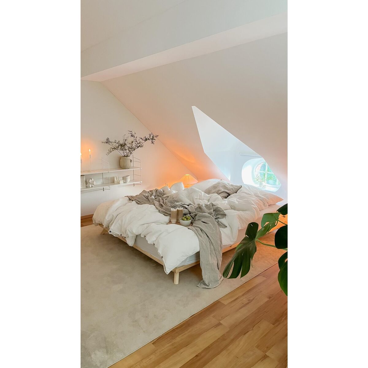 Senza Bed Frame 160x200 Clear Lacquered Pine