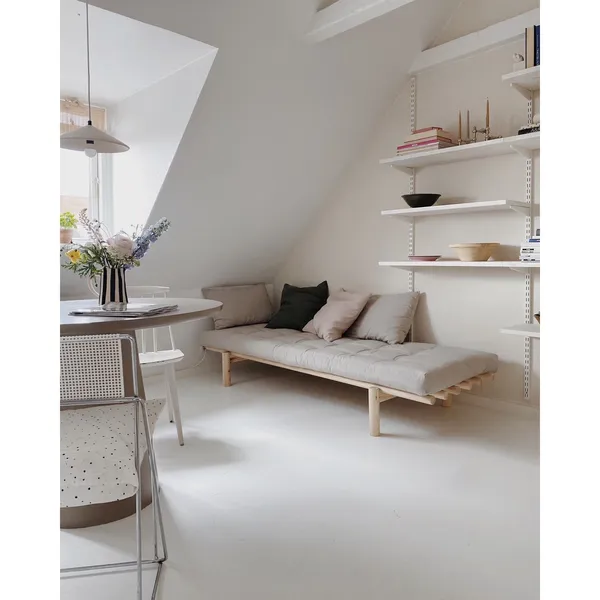Pace Daybed Clear Lacquered Pine/914 Linen