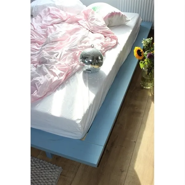 Japan Bedframe 180x200 Blue Dream
