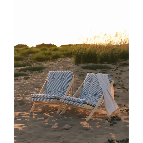 Boogie Fåtölj 611 Strandblå/Vitlackerad Furu