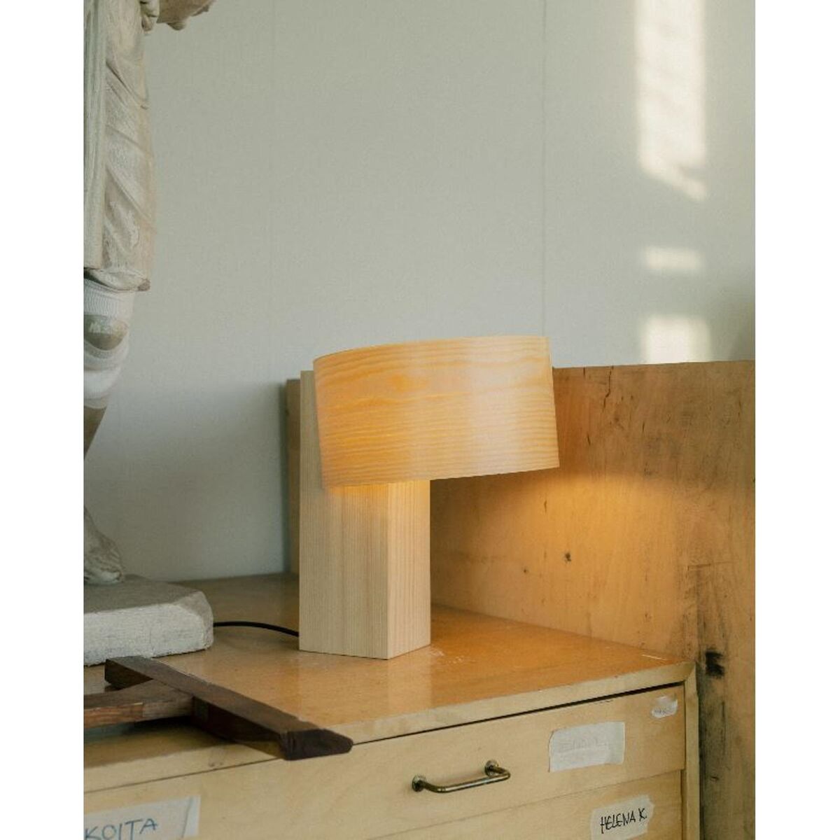 Hoop Table Lamp Large Pine Wood