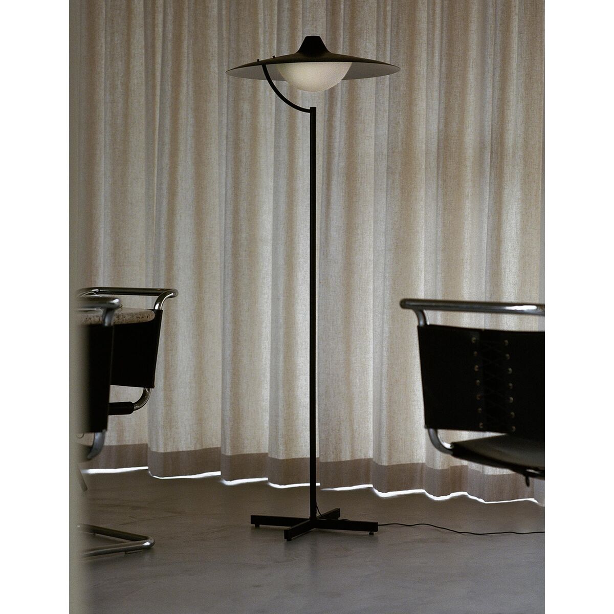 Vloerlamp Zwart