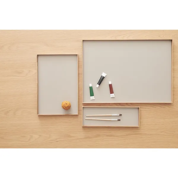 Frame Tray Medium Smoked Oak/ Gray