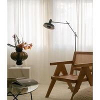 Arigato Floor Lamp Black