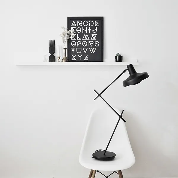 Arigato Table Lamp Black