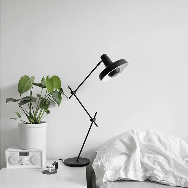Arigato Table Lamp White