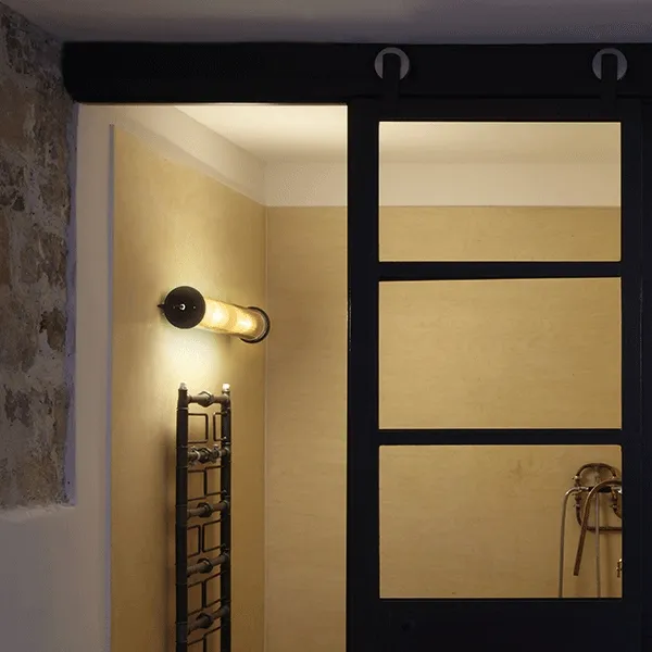 700 Wall Lamp Silver